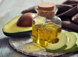 bottle-of-avocado-essential-oil